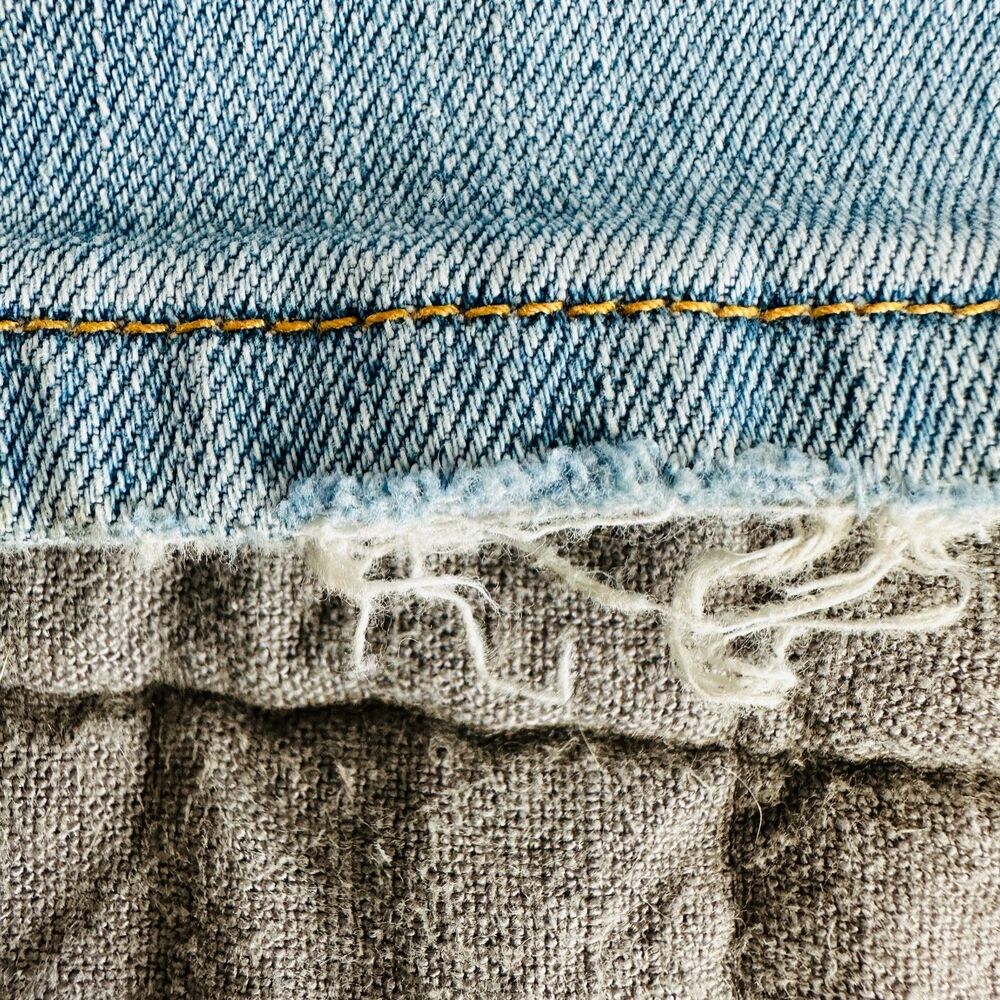 Levis 505 Women's Size 14M Light Wash Straight Leg Jeans Y2K Mom Denim Blue - Picture 7 of 9